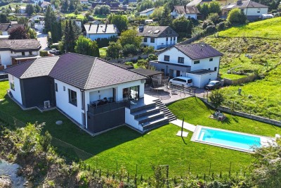 Perfekter Familienhit! Moderner Bungalow mit Pool in Wolfsgraben