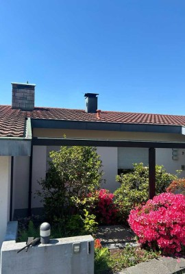 EFH - 1620 € kalt - 220 m² - 4.0 Zi. - 900qm Grundstück