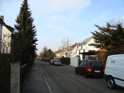 ***Nutzung als PENDLER-Wohnung***Mehr Platz als im engen Hotelzimmer***Smarte DG-Wohnung***