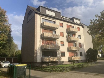 Freundliche und gepflegte 3-Zimmer-Wohnung mit Balkon, Garage und EBK in Recklinghausen