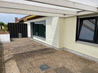 Modernisierte  Penthousewohnung inkl. Hobbyraum und Tiefgaragenstellplatz - Provisionsfrei