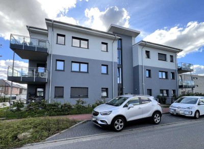 Speziell für Eigennutzer: Seniorengerechte, junge 3-Zimmerwohnung mit Aufzug und Balkon in Laboe