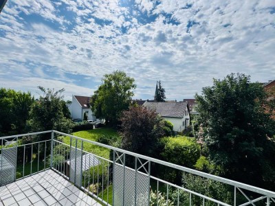 Brackenheim- Sonnige 4 Zimmer Wohnung mit Balkon in ruhiger Wohnlage