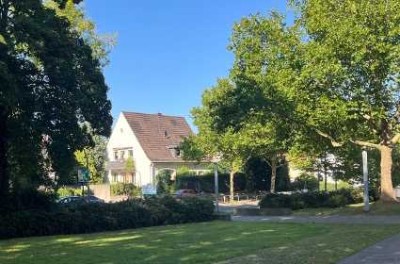 Charmantes Zweifamilienhaus  mit Ausbaupotenzial in exklusiver Lage Dortmund Brackels