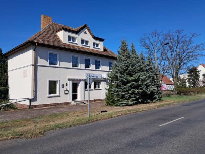 Mehrfamilienhaus! Eine lohnenswerte Investition für Leute mit Ideen!
