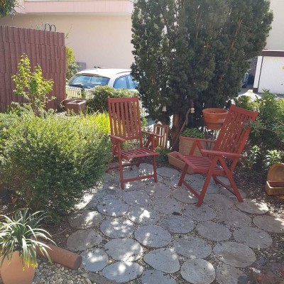 Exklusive 2-Zimmer-Erdgeschosswohnung mit Terrasse und Garten in direkter Schlossnähe