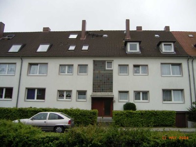 Marli, ruhige sanierte 2 Zimmer Wohnung mit Balkon