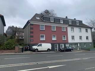 Sanierte 1- zimmer- Wohnung mit Einbauküche zu vermieten!