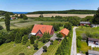 Großzügiges Anwesen mit Ferienwohnungen auf weitläufigem Naturgrundstück