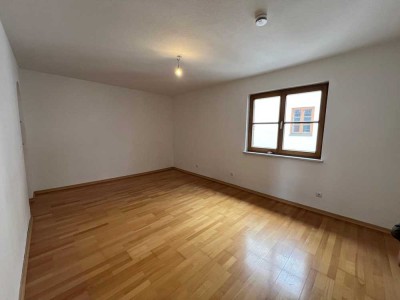 Modernisierte 3-Raum-Wohnung mit Balkon in Füssen