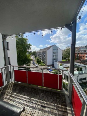 "Lust auf eine coole WG? Zentrale Lage, super Nachbarn und viel Platz!"