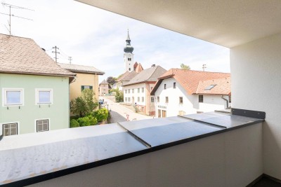 Helle, großzügige Wohnung im Ortszentrum