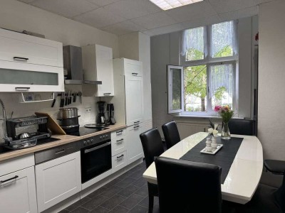 Reserviert – Elegante Altbauwohnung mit Charme und viel Platz im Zentrum von Halberstadt.