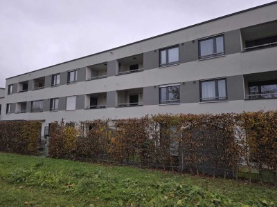 2-Zimmer EG-Wohnung mit Aufzug und Terrasse in Gersthofen
