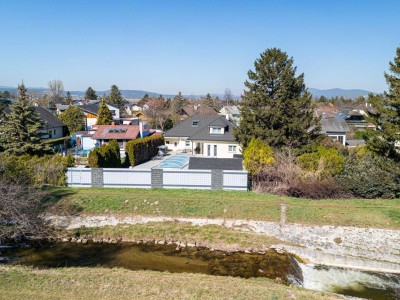 ** TRAUMHAUS - TRAUMLAGE direkt am Wasser - Koffer packen und einziehen ! **