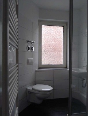 3-Zimmer Wohnung mit EBK zwischen Deichpromenade und Fußgängerzone.