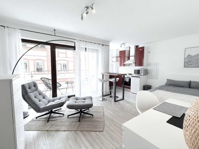 Stilvoll möblierte 1-Zimmer-Wohnung mit moderner Ausstattung, Balkon & Einbauküche