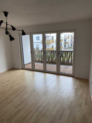 Schöne 2-Zimmer-Wohnung mit Balkon und Einbauküche in Grafing bei München