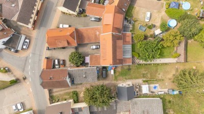 Immobilienensemble - Fachwerk trifft auf Doppelhaus