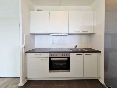 ** Wir renovieren ** - 2-Zimmer-Erdgeschosswohnung mit Balkon! - jetzt anfragen und besichtigen!