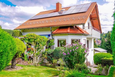 Modernes Einfamilienhaus mit PV-Anlage, gepflegter Zustand und mtl. Zusatzeinkommen!