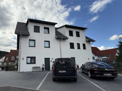 Neuwertige 5,5 Zimmer Maisonettewohnung mit separatem Eingang - 1A Lage in Künzelsau