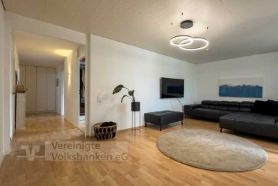 EINZIEHEN UND WOHLFÜHLEN - MODERNE 3,5 ZIMMER-ETW IN PFULLINGEN!