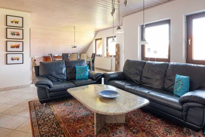 3 Zimmer Dachgeschosswohnung mit Balkon