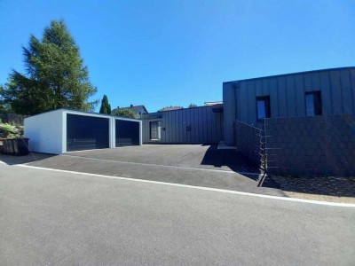 2 Häuser auf einer Liegenschaft / Preis pro Haus 390.000€ , die Häuser werden gleichzeitig vergeben.