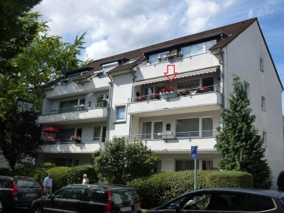 Helle, ruhige 4-Zimmer-Wohnung mit Süd-Balkon in Beuel in direkter Rheinnähe