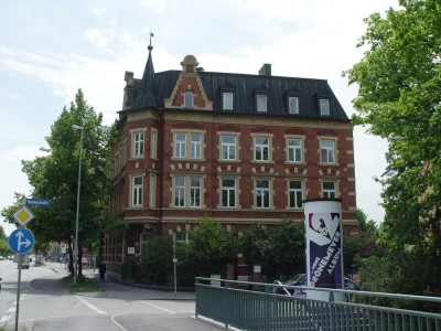 Stilvolle 2 ZKB-Wohnung in renoviertem Altbau
