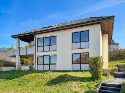 Charmantes Zweifamilienhaus in ansprechender Wohnlage in Himmelkron