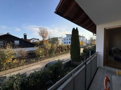 Möblierte 2,5-Zimmer-Wohnung mit Balkon in ruhiger Top-Lage von Grafing - befristet auf 1 Jahr