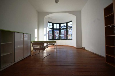 3-Raum-Wohnung mit Stil*Hochparterre*WC/Duschbad*Altbaucharme