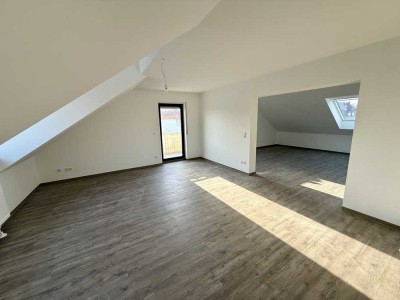 Erstbezug nach Sanierung mit Balkon: attraktive 4,5-Zimmer-Wohnung in Beindersheim