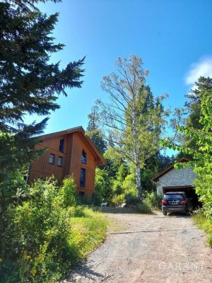 Parkähnliches Grundstück 1.630 qm mit einzigartigem Wohnhaus in attraktiver Wohnlage