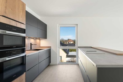 NACHMIETER GESUCHT * 3 ZIMMER  WOHNUNG * EINBAUKÜCHE * PKW STELLPLATZ MIT WALLBOX