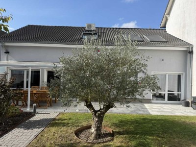 Kernsaniertes Einfamilienhaus im Grünen, Erdwärme A+, Provisionsfrei