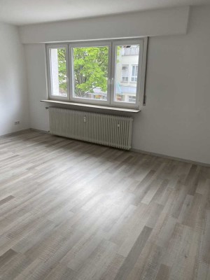 Schöne, renovierte 2 Zimmerwohnung in Eppstein Vockenhausen