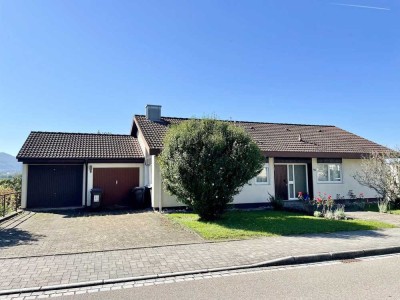 Einfamilienhaus mit Einliegerwohnung in Grenzach-Wyhlen