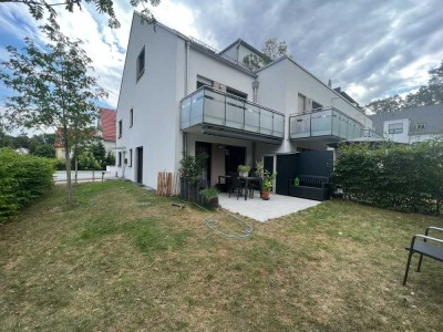 Stadthaus mit Hobbykeller, Garten, Klimaanlage und Wallbox