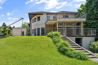 Villa zum Verlieben!Großzügiges Wohnerlebnis und architektonische Raffinesse
