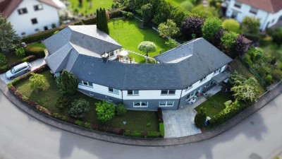 Traumhafte Villa mit Einliegerwohnung in bester Lage