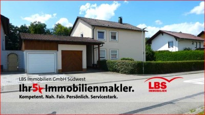 Familienparadies! Drei Kinderzimmer und großer Garten! Sofort verfügbar
