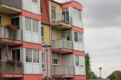 2 Raumwohnung mit Balkon und Blick ins Grüne