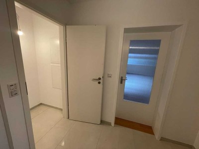 Stilvolle 3-Zimmer-Wohnung mit Balkon und Einbauküche in Leimen