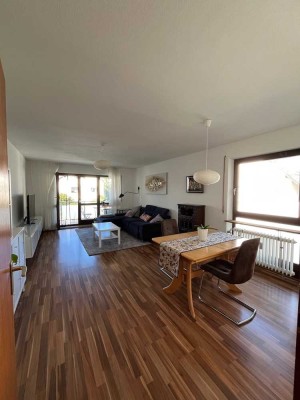 Möblierte 2-Zimmer-Wohnung mit Balkon