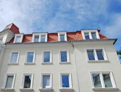 wunderschöne DG-Wohnung in kernsaniertem Altbau-Mehrfamilienhaus von Löbtau - zentrale Lage