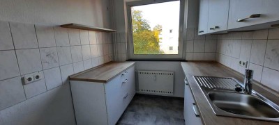 Helle 3,5-Zi.-Wohnung, EBK, Balkon, in Wolfsburg, Detmerode zu vermieten