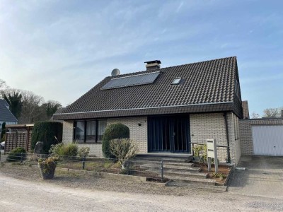 Freistehendes Einfamilienhaus mit Einliegerwohnung in ruhiger Lage in Brüggen